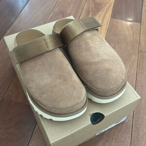 Ugg goldenstar Clog